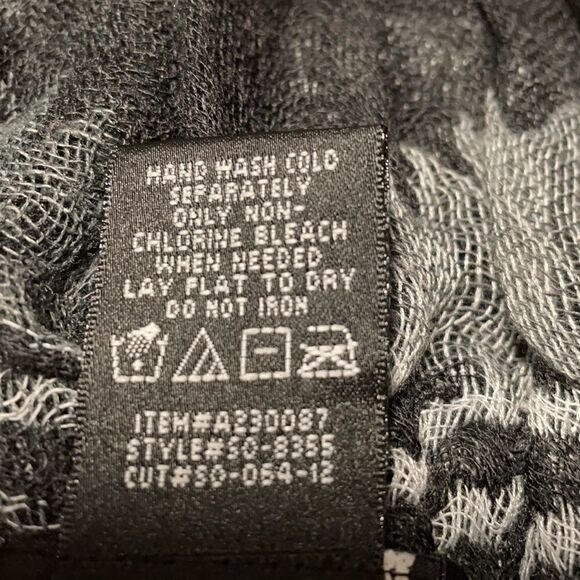 Layers by Lizden soft textured embroidered scarf - Picture 9 of 10